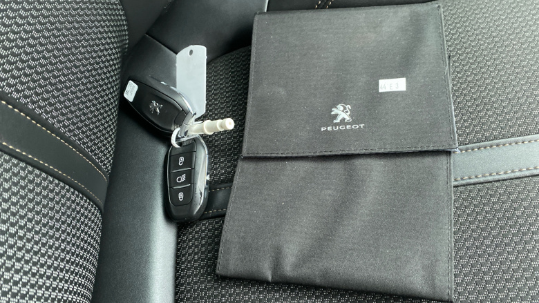 Peugeot 5008 1.2 PureTech GT 5dr EAT8 Petrol Estate